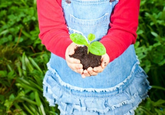Kids' Gardening: 5 Tips with Natural, American Made products