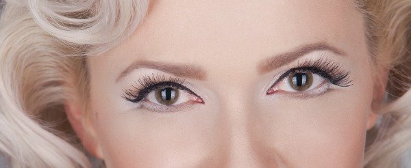 Marilyn Monroe Makeup tips: Marilyn Monroe Eyes with made in USA Makeup