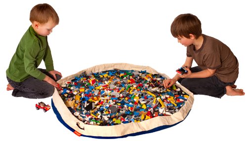 Best Gifts for Kids: Swoop Bag for Lego storage #gifts #usalovelisted #madeinUSA