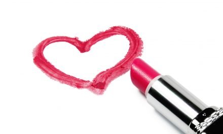 5 Sexy Beauty Tips: Valentine’s Day Makeup – Get Gorgeous With American Made Beauty Products