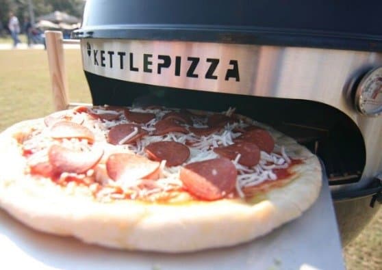 Kettle Pizza Deluxe USA Pizza Oven Kit  Pizza oven, Outdoor pizza oven  kits, Backyard pizza oven