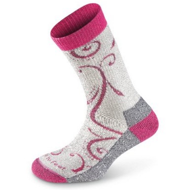 Gifts under $30: Farm to Feet Merino Wool Socks #hiking #socks #usalovelisted #madeinUSA 