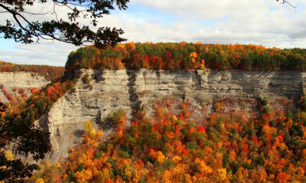 Luxury Fall Travel Destinations in the USA