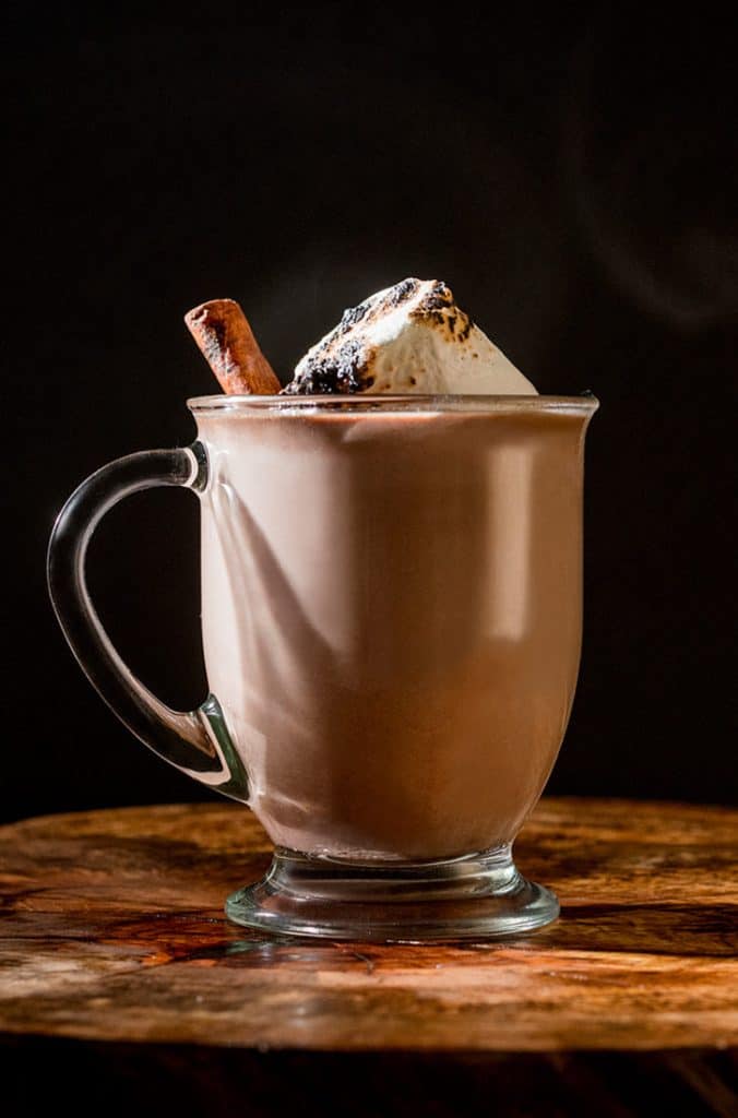 Winter Cocktail Recipes: Bourbon Spiked Spiced Hot Chocolate - Simple Winter Cocktail Recipes made with Buffalo Trace #usalovelisted #cocktailrecipes #booze