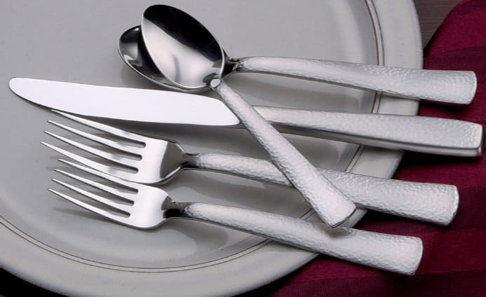 Giveaway Made In Usa Liberty Tabletop Flatware Storage Giveaway Made In Usa Liberty Tabletop Flatware Storage Chest