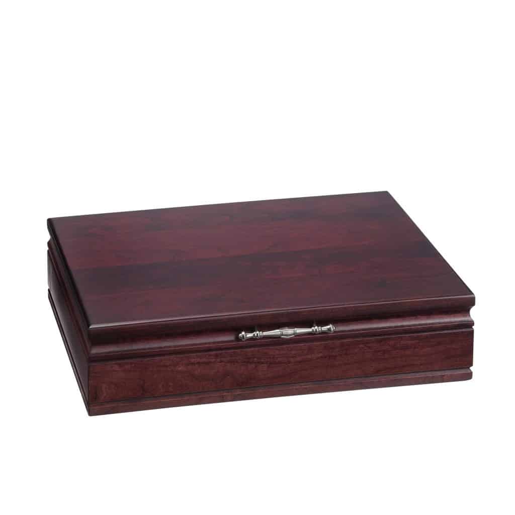 Made in USA flatware storage chest by Liberty Tabletop #usalovelisted #madeinUSA #giveaway