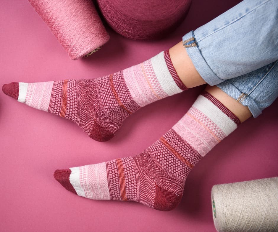 pink athletic socks for men