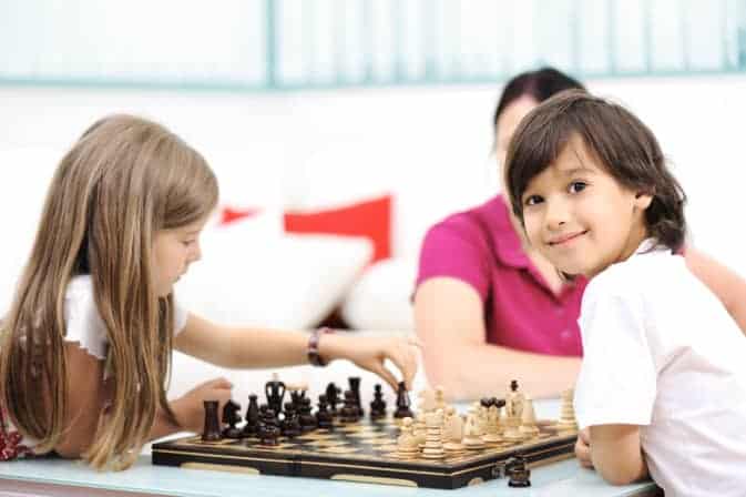 10 Benefits of Family Games with Games Made in USA