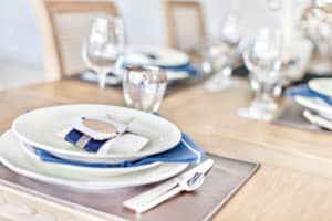 best dinnerware sets made in USA via USALovelist.com